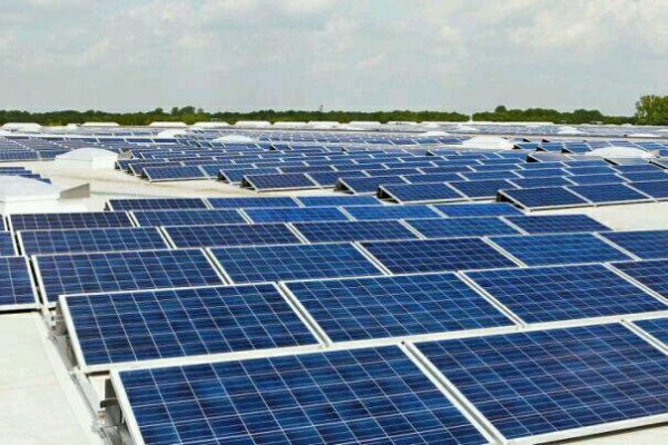 یک سوم ایران ظرفیت نصب پنل خورشیدی دارد