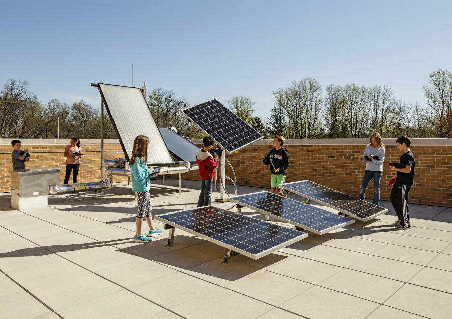 مدارس در ایالات متحده از انرژی خورشیدی استفاده می کنند
