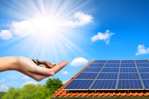 مزایای انرژی خورشیدی برای کسب و کار چیست؟