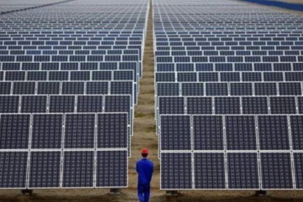 چگونه انرژی خورشیدی کارآمدتر و مقرون به صرفه باشد؟